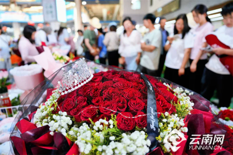 “七夕情人节”就送爱人来自昆明的鲜花吧