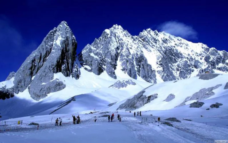 云南丽江玉龙雪山风景